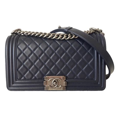 prix sac chanel boy en boutique|Chanel handbags boys.